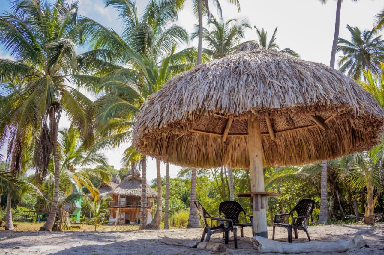 Uuttaaka Eco-Hotel Паломино Экстерьер фото