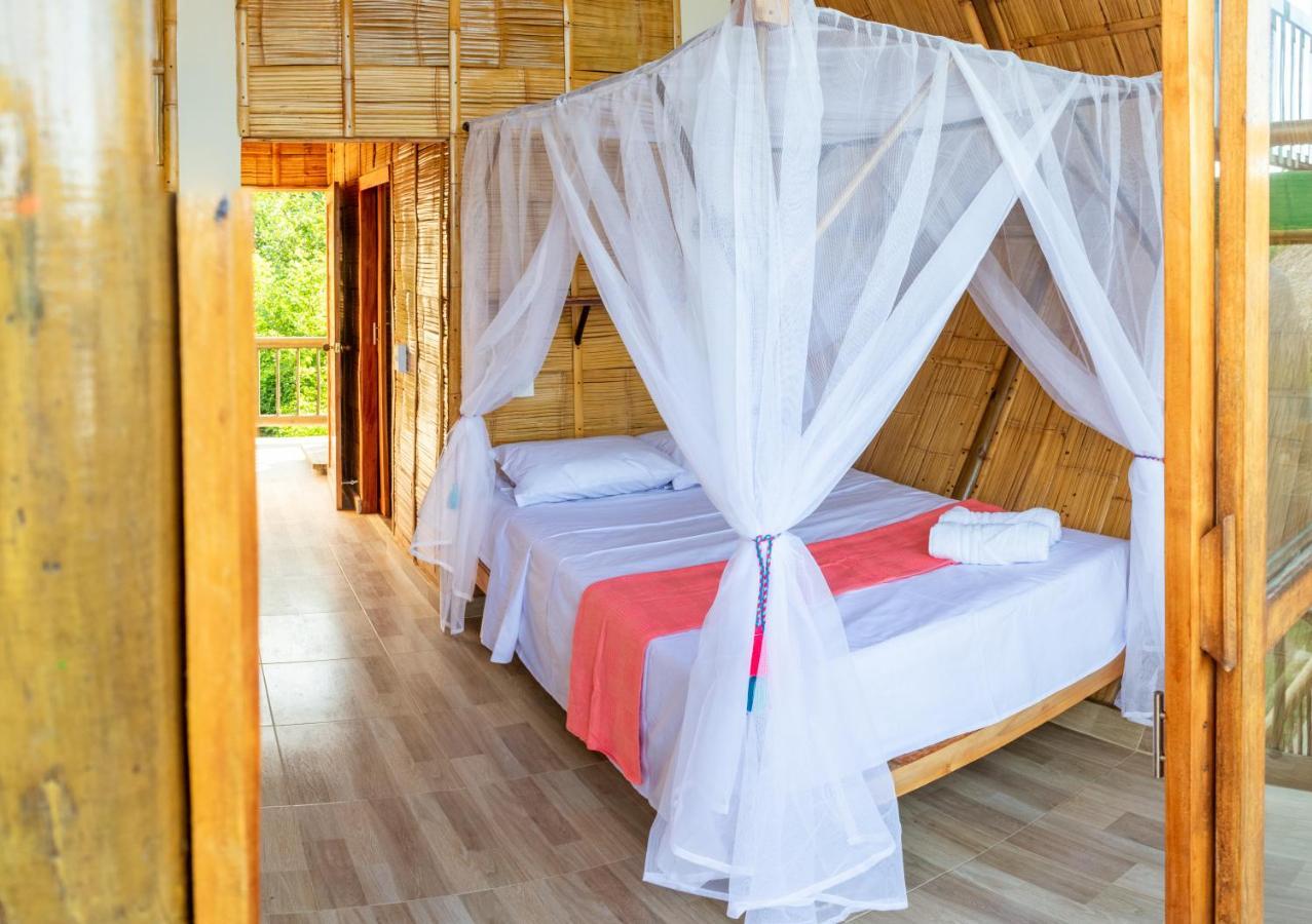 Uuttaaka Eco-Hotel Паломино Экстерьер фото